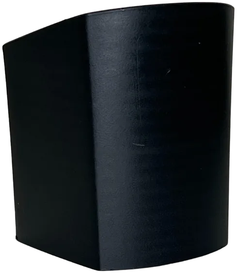 Tacco in plastica da 75 mm, modello 831, nero, a base piatta, visto di tre quarti
